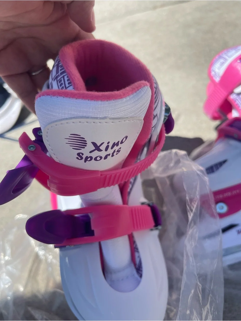 Xino Sports adjustable ice skates